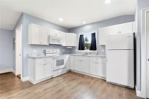 248 Bayview Ave, Amityville, NY 11701 - Photo 8