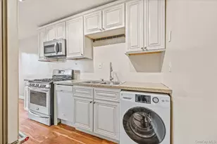 30-49 32nd St, Astoria, NY 11102 - Photo 12