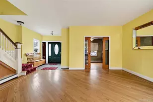 36 Union Pl, Lynbrook, NY 11563 - Photo 4