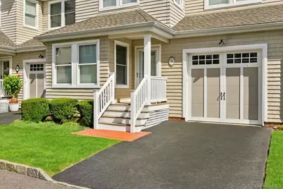 15 Meadow Way, Eastport, NY 11941 - Photo 2