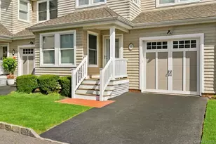 15 Meadow Way, Eastport, NY 11941 - Photo 2