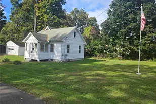 60 Violet Pl, Rhinebeck, NY 12572 - Photo 2