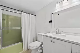 31 Nesaquake Ave, Port Washington, NY 11050 - Photo 18