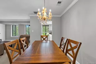 30 Pueblo Ct, Coram, NY 11727 - Photo 8