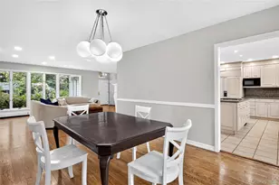 14 Maplewood Ln, East Hills, NY 11576 - Photo 6