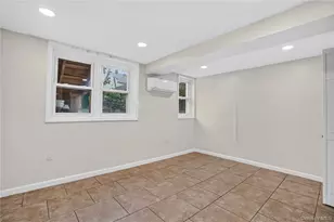 89-53 Vanderveer St, Queens Village, NY 11427 - Photo 8
