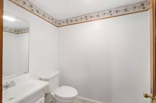 708 Burlingham Rd, Pine Bush, NY 12566 - Photo 8