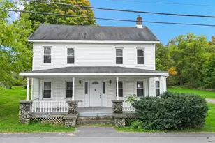 708 Burlingham Rd, Pine Bush, NY 12566 - Photo 2