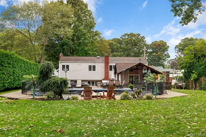 655 Hyman Avenue, Bay Shore, NY 11706 - Photo 26