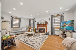 2053 Van Hoesen Ave, Bronx, NY 10461 - Photo 4
