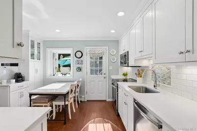 6 6th Place, Garden City, NY 11530 - Photo 12