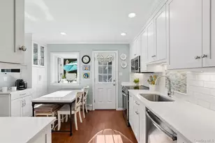 6 6th Pl, Garden City, NY 11530 - Photo 12