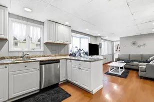 75 Lexington Rd, Shirley, NY 11967 - Photo 22