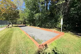 298 Prairie Ct, Manorville, NY 11949 - Photo 32