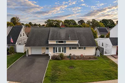 158 Bloomingdale Road, Levittown, NY 11756 - Photo 2