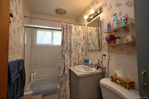 158 Bloomingdale Rd, Levittown, NY 11756 - Photo 8