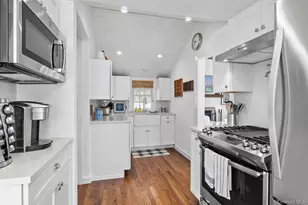 14 Carter Ln, East Quogue, NY 11942 - Photo 8