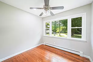 132 Smith Ave, Holbrook, NY 11741 - Photo 10