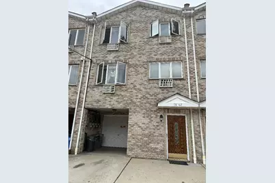 7862 79th Place, Glendale, NY 11385 - Photo 18