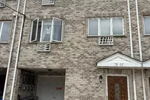 78-62 79th Pl, Glendale, NY 11385 - Photo 18