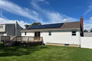 134 Veronica Ln, North Babylon, NY 11703 - Photo 22