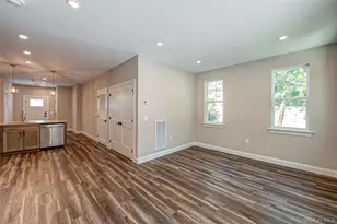 1 Conklin St, Farmingdale, NY 11735 - Photo 4