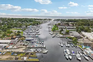 195 River Ave, Patchogue, NY 11772 - Photo 32