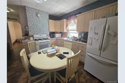 51 Tower #2, Yonkers, NY 10703 - Photo 10