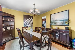 142 Montgomery Ave, Oceanside, NY 11572 - Photo 8