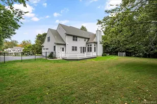 56 Londonderry Ln, Somers, NY 10589 - Photo 2