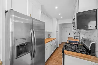 1 E Broadway #7O, Long Beach, NY 11561 - Photo 10