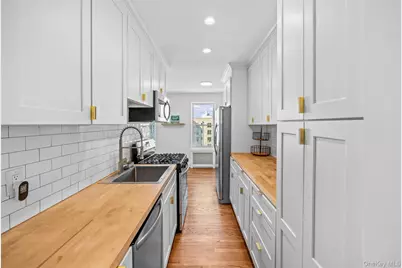 1 E Broadway #7O, Long Beach, NY 11561 - Photo 12