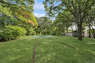 65 Morris Ave, Holtsville, NY 11742 - Photo 28
