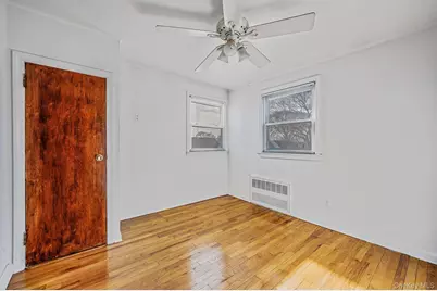 34 Meyer Avenue, Valley Stream, NY 11580 - Photo 38