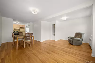 3270 Middletown Road, Bronx, NY 10465 - Photo 8