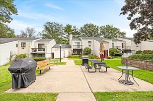 42 Richmond Blvd, Ronkonkoma, NY 11779 - Photo 20