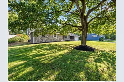 1 Norah Lane, Hyde Park, NY 12538 - Photo 2