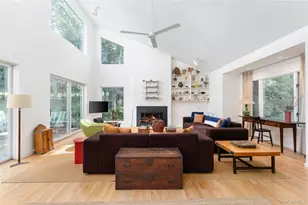 25 Old Squiretown Rd, Hampton Bays, NY 11946 - Photo 6