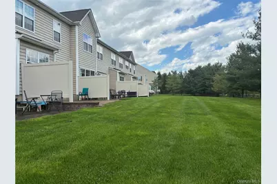 908 Huntington Drive, Fishkill, NY 12524 - Photo 28