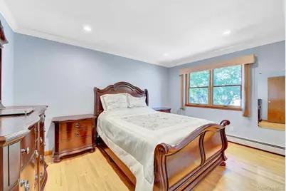 2 Old Broadway, New Hyde Park, NY 11040 - Photo 14