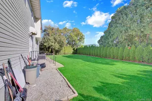 2 Old Broadway, New Hyde Park, NY 11040 - Photo 32