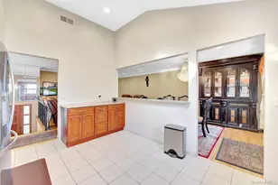 2 Old Broadway, New Hyde Park, NY 11040 - Photo 10