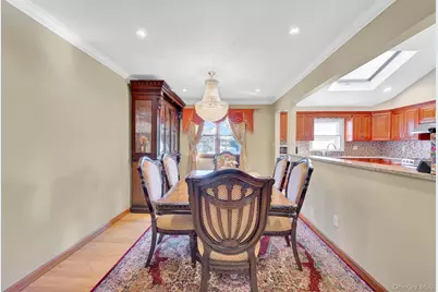 2 Old Broadway, New Hyde Park, NY 11040 - Photo 6