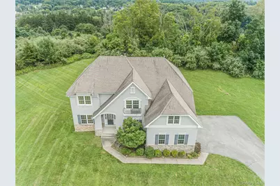 86 Victoria Drive, Poughquag, NY 12570 - Photo 2