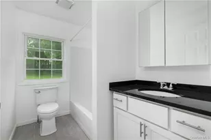80 W Dorsey Ln, Hyde Park, NY 12538 - Photo 8