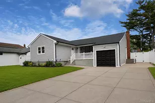224 Hungry Harbor Rd, Valley Stream, NY 11581 - Photo 2
