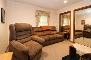 115 Foxwood Dr S, Newburgh, NY 12550 - Photo 18