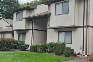 105 Village Rd, Yorktown Heights, NY 10598 - Photo 2