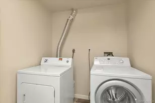 79-14 Rockaway Beach Blvd, Rockaway Beach, NY 11693 - Photo 16