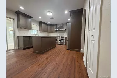 16122 Denham Court, Call Listing Agent, NY 34711 - Photo 10